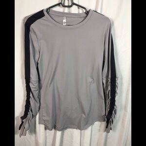 Fabletics Women's Scrunch Long Sleeve Top Size Sm
